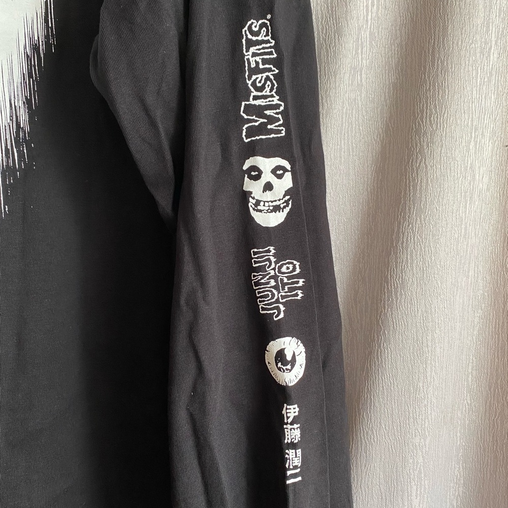 Misfits long sleeve shirt double sided 20 Eyes Junji Ito artwork Dead Stock 2XL - Picture 5 of 6